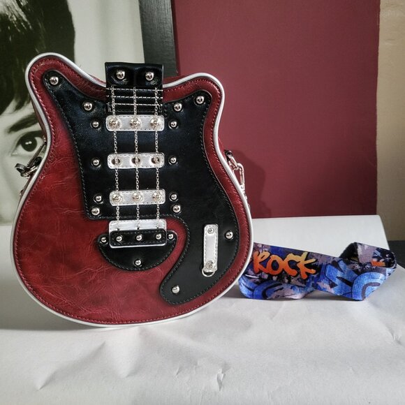 NWT UNIQUE GUITAR CROSSBODY PURSE BAG - Picture 1 of 9